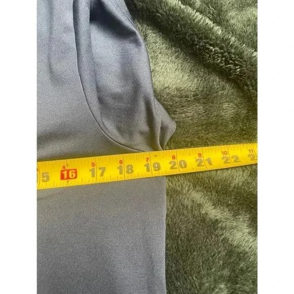 Women's Gymshark‎ Blue T-Shirt Size M GUC Lululemon - Picture 7 of 7